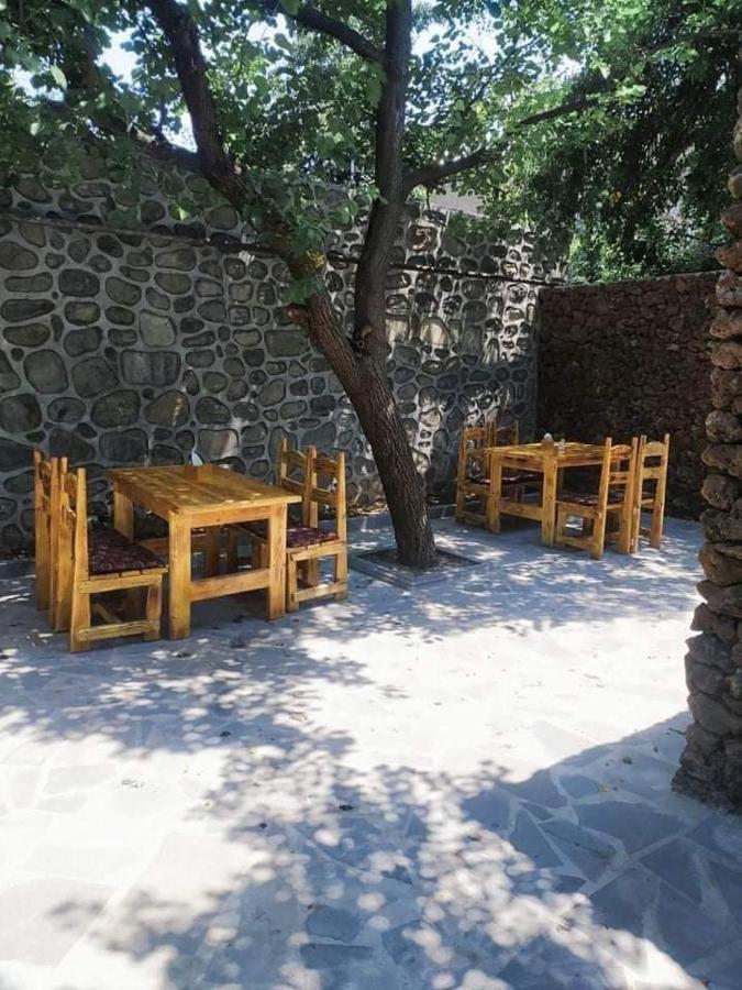 Zangezur Hotel Goris Exterior photo