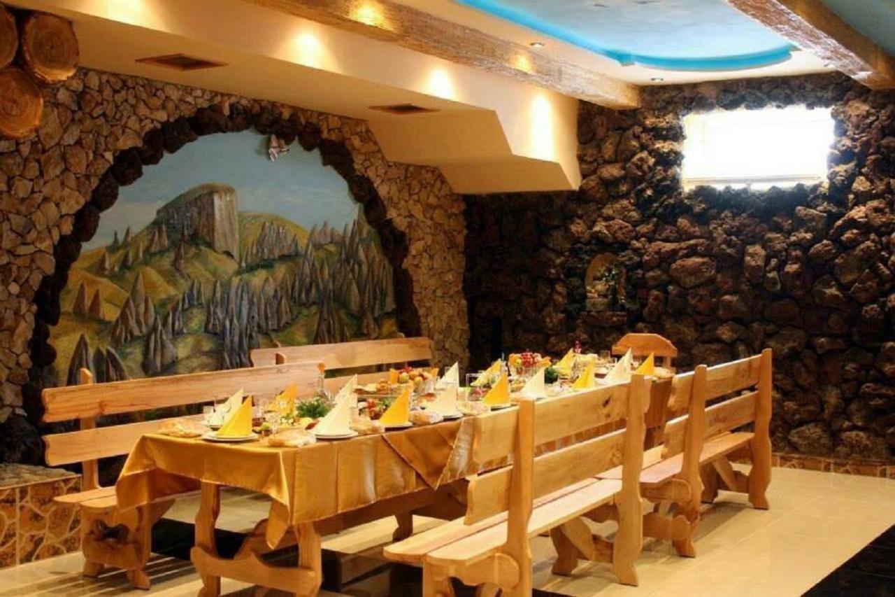 Zangezur Hotel Goris Exterior photo